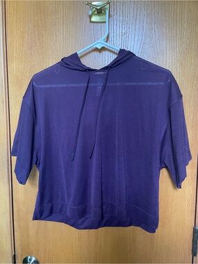 Athleta Sheer Purple Short Sleeve Hoodie Top, size XS